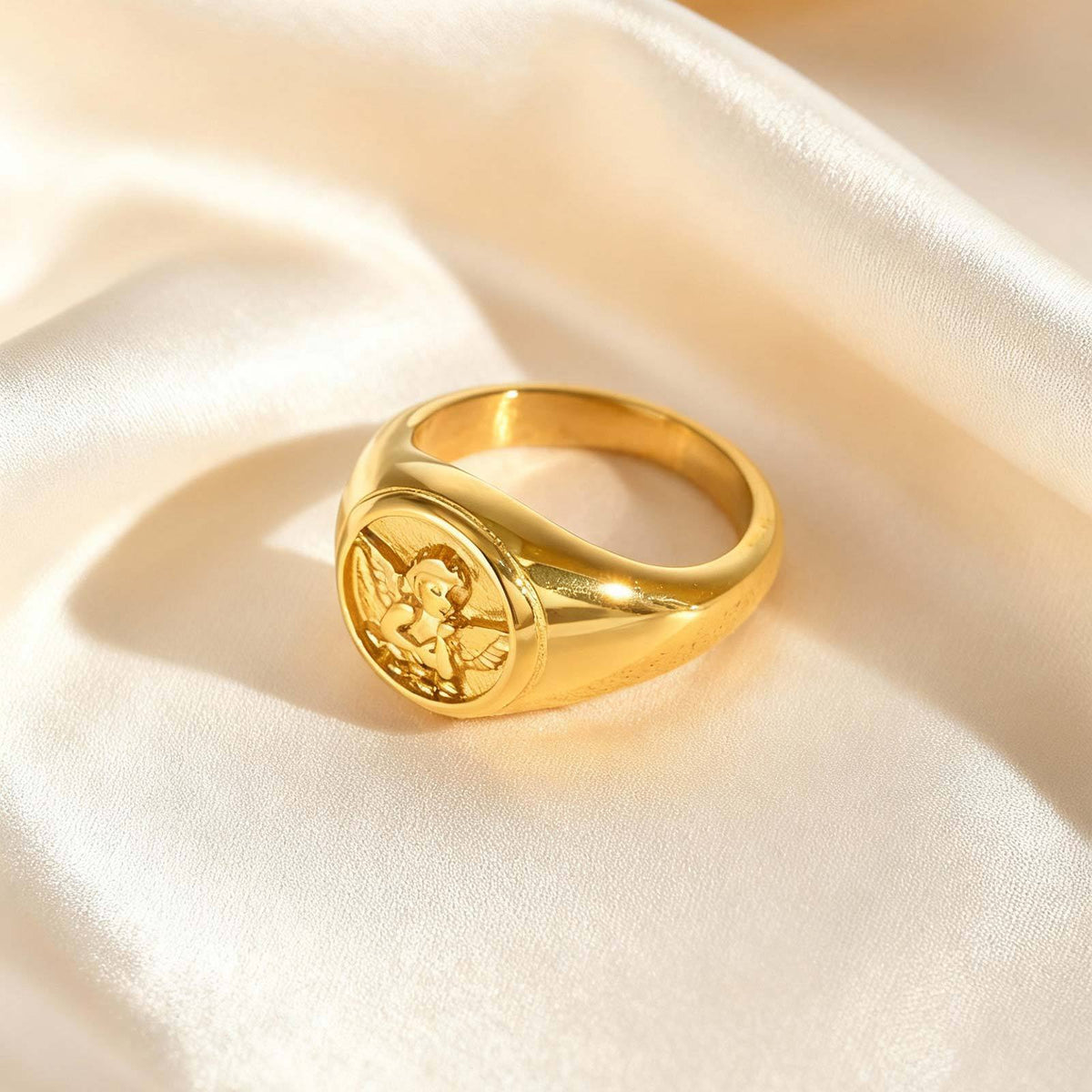 Stainless Steel Style Cupid Relief Seal Index Finger Ring Gold