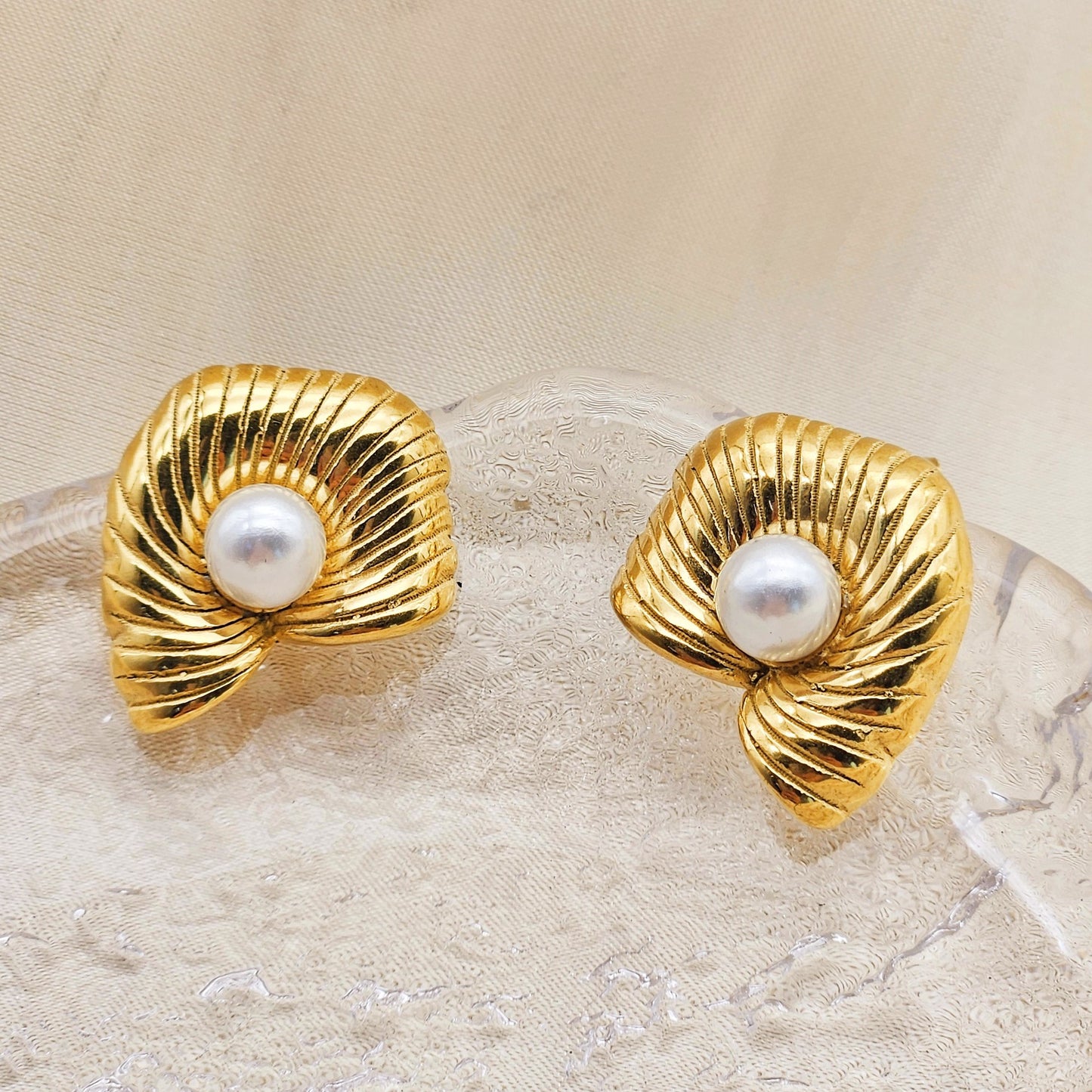 Planderful Conch Striped Pearl Earrings Gold Plated Titanium Steel Stud for Women