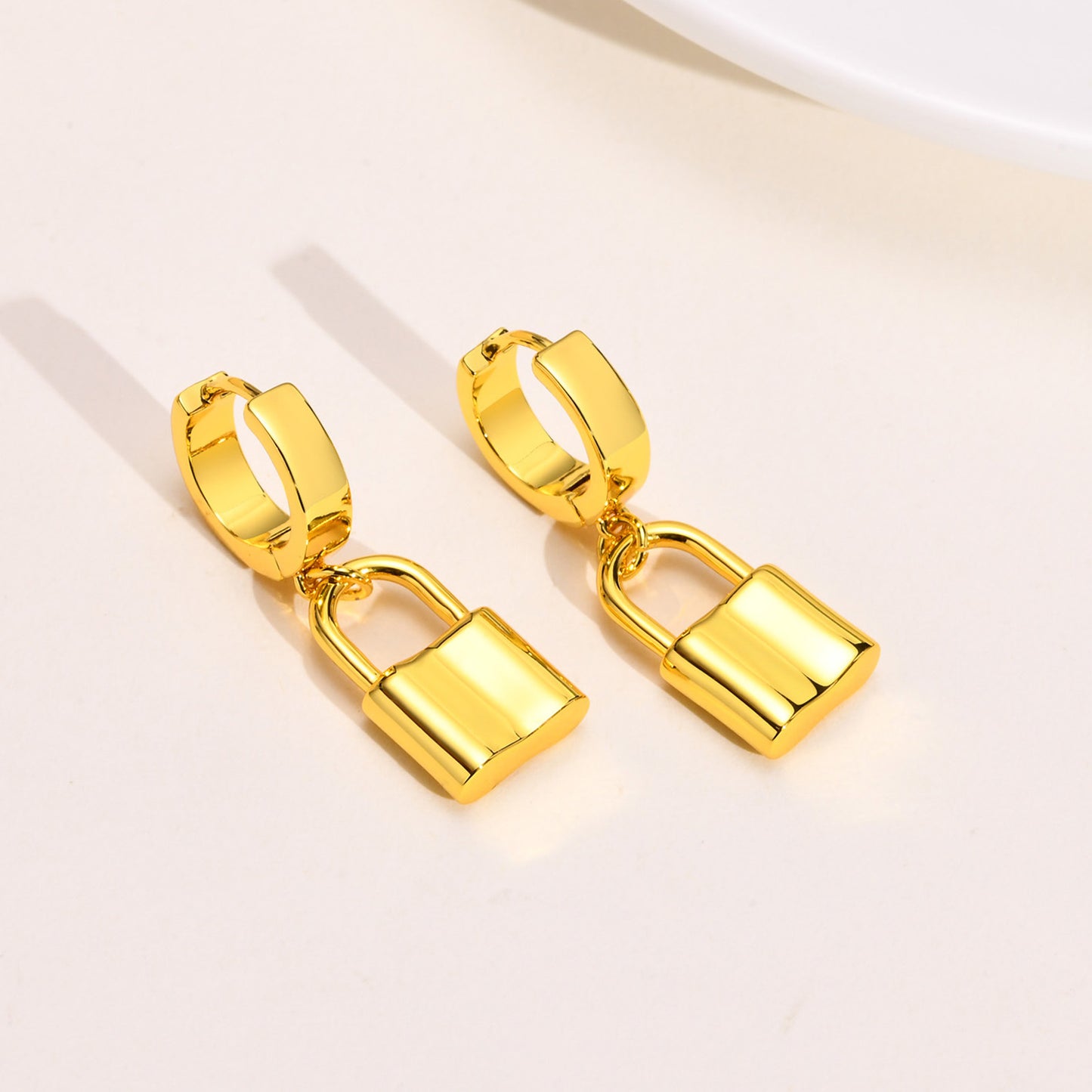 European And American Jewelry Copper Gold Lock Necklace Set