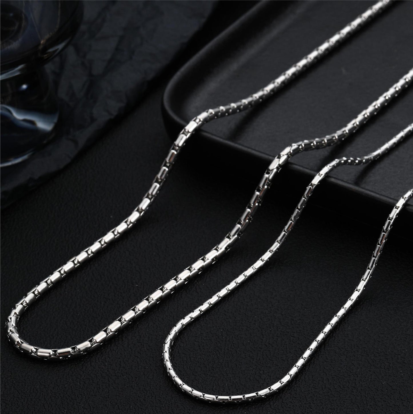 Planderful Jewelry Minimalist Titanium Necklace