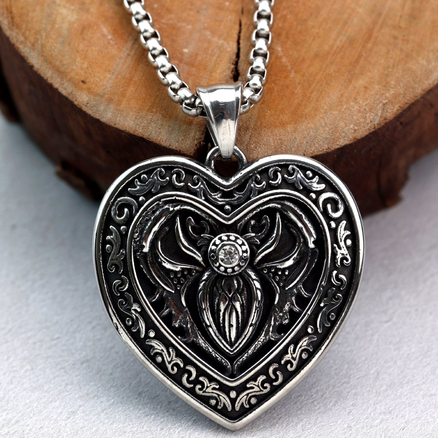 Planderful Retro Spider Cross Pendant Stainless Steel Necklace Unisex For Men And Women