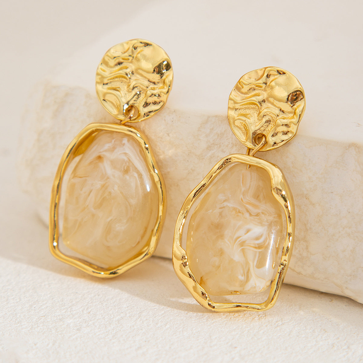 Planderful Vienna Verve Geometric Resin Earrings For Women Personalized Retro Inlaid Pendant Statement Jewelry