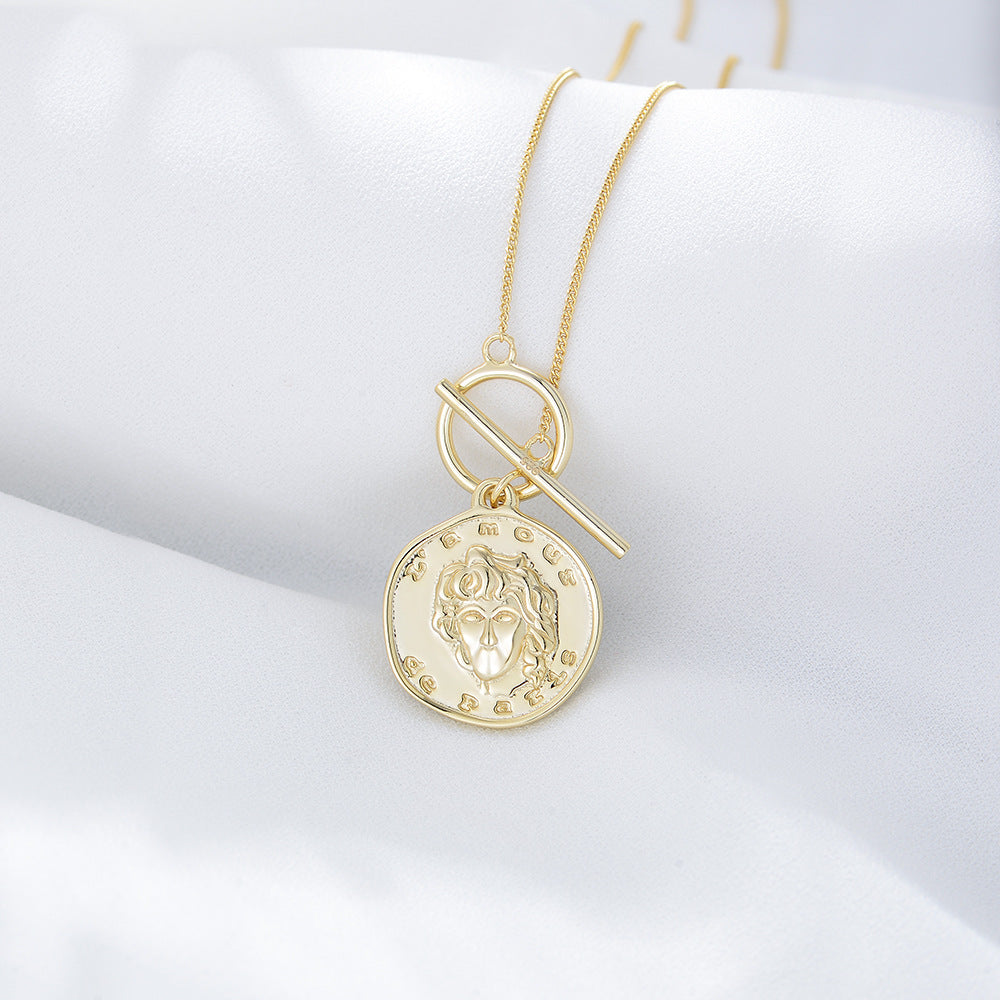 925 Sterling Silver Coin Portrait Necklace Retro Gold Relief Pendant