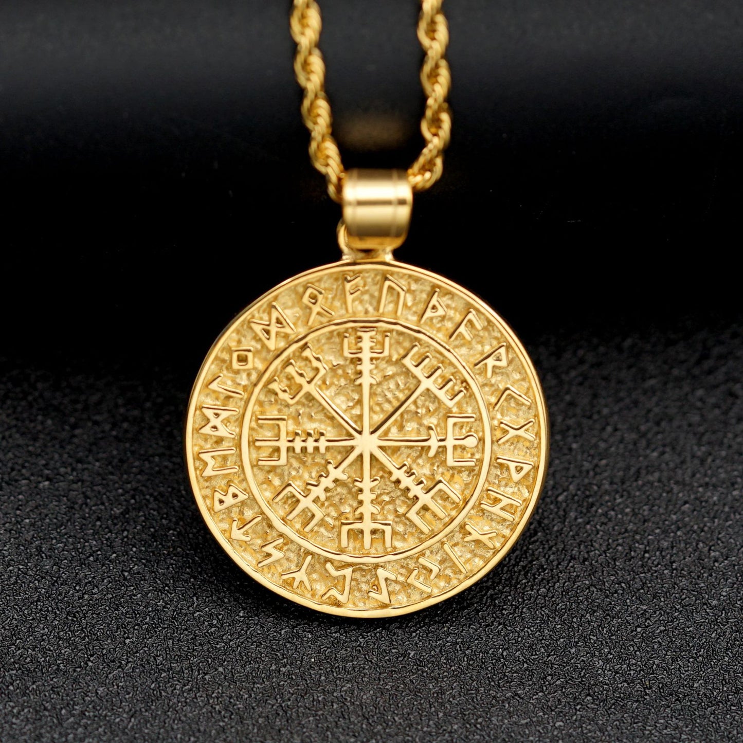 Steel Necklace – Vintage Viking Compass Rune Pendant