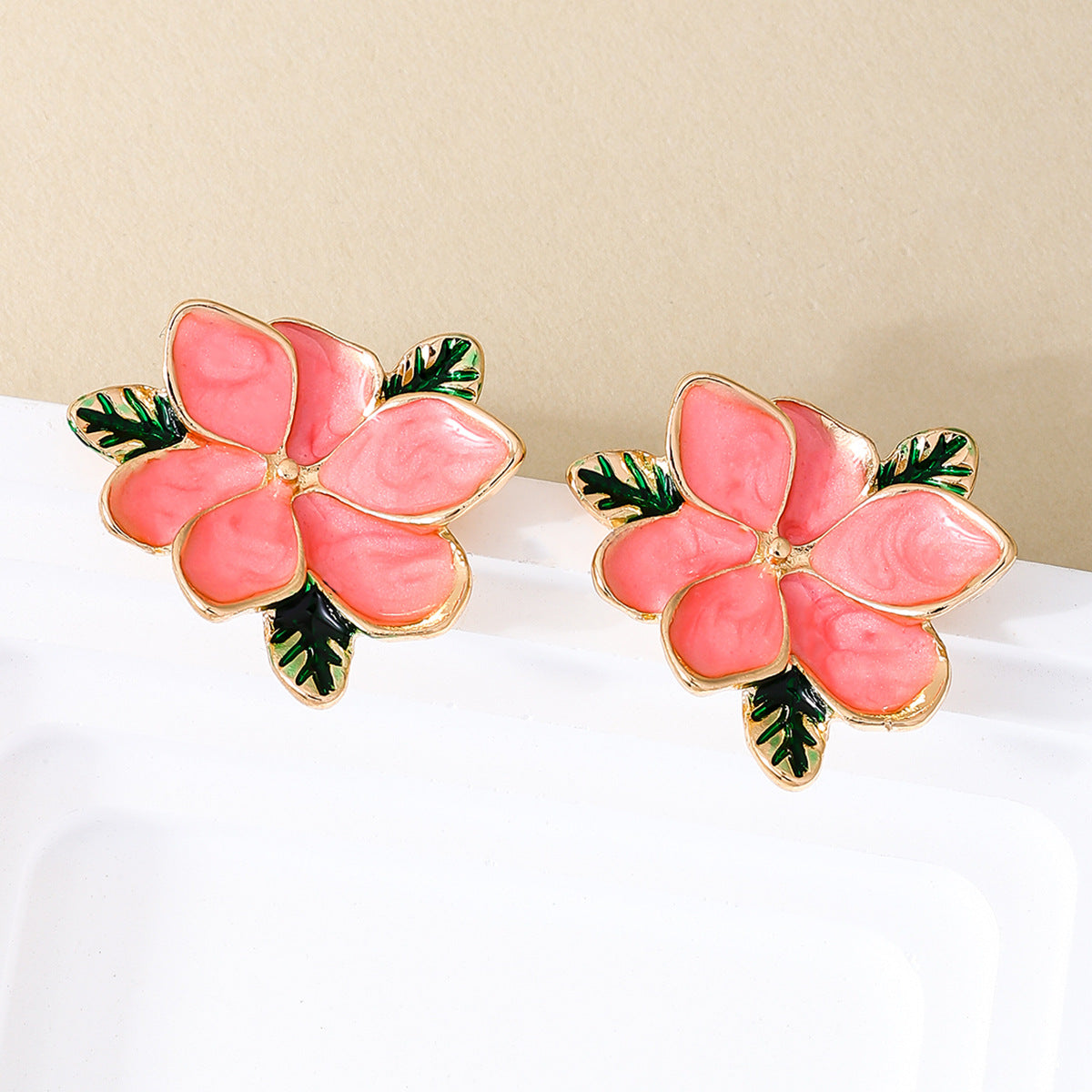 Planderful Vienna Verve Earrings – Chic Temperament Fresh Metal Design