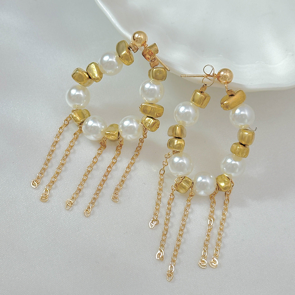 Planderful Vienna Verve Fringed Silver Chain Stud Earrings With Imitation Pearl For Women Statement