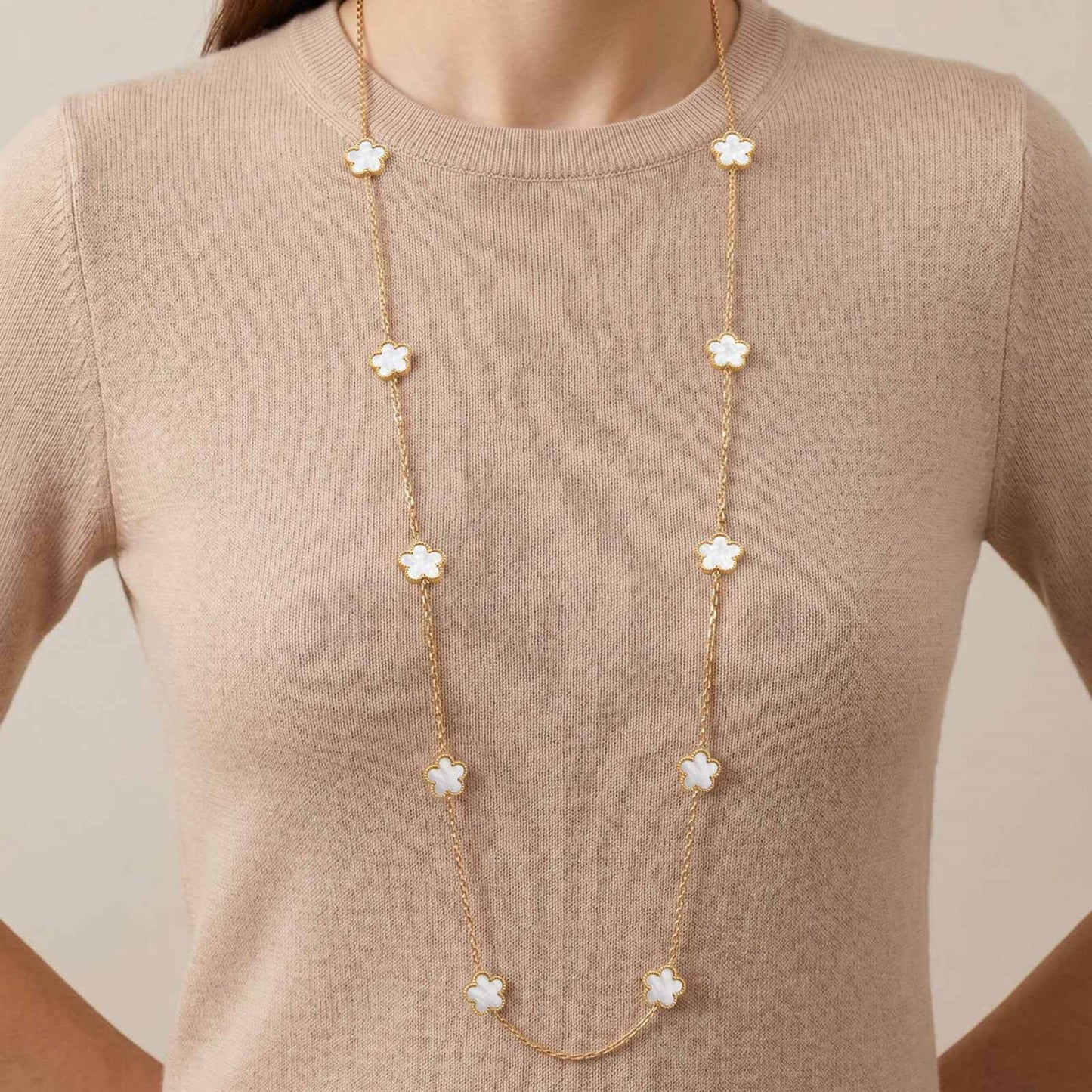 Sugar Cube Dopamine Super Flash Necklace Titanium Steel Water Droplet Geometric Design