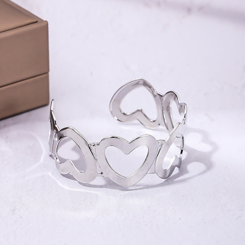 Retro Hollow Love Bracelet with Simple Design - Wholesale Fashion Jewelry for Women