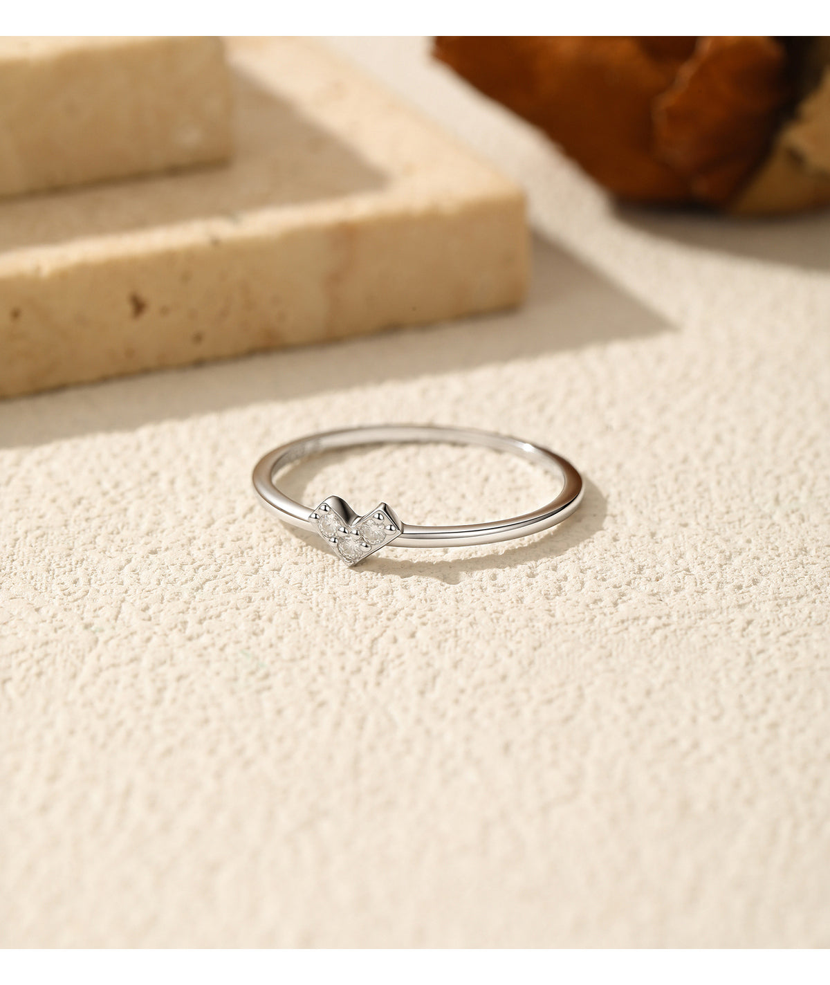 S925 Sterling Silver Three-Stone Heart Moissanite Ring