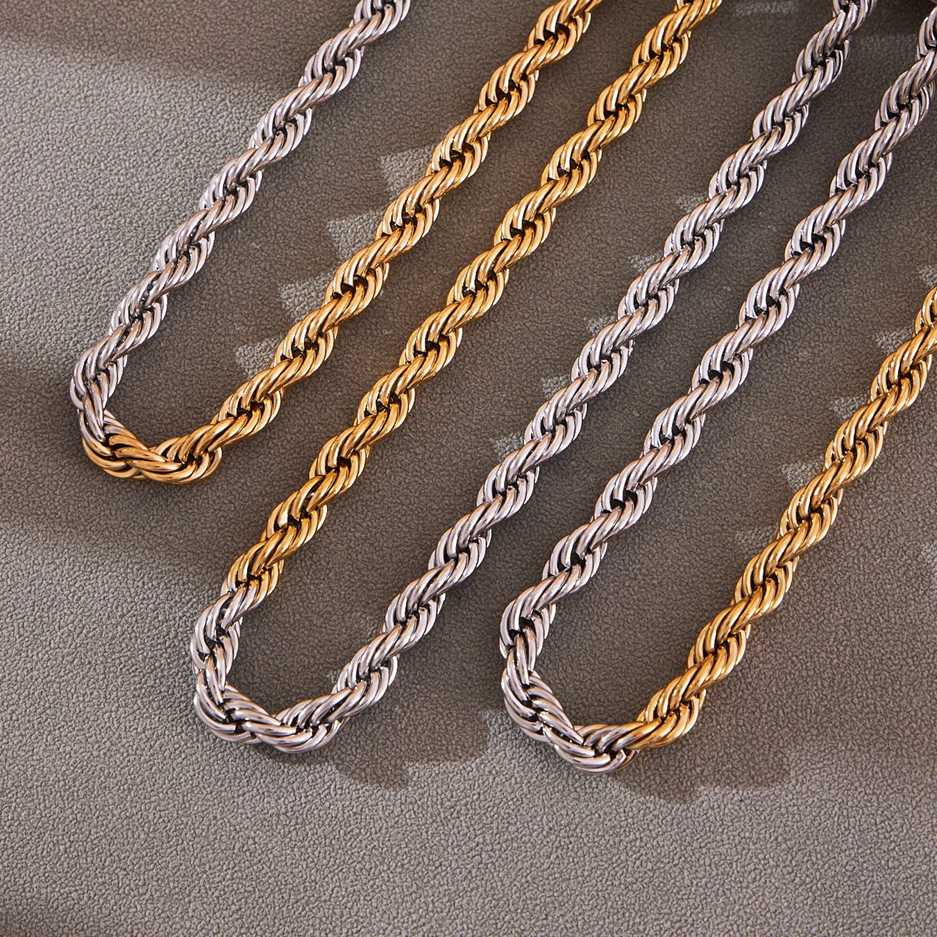 Planderful Women Genie Titanium Necklace Twist Chain