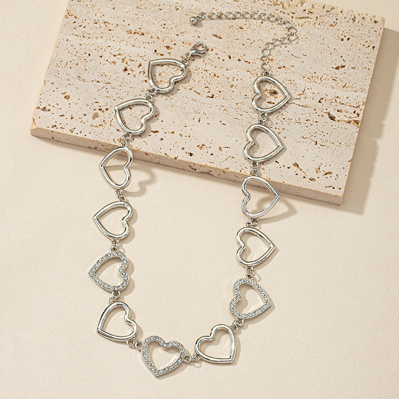 Retro Hollow Irregular Collarbone Chain Necklace - Vienna Verve Collection