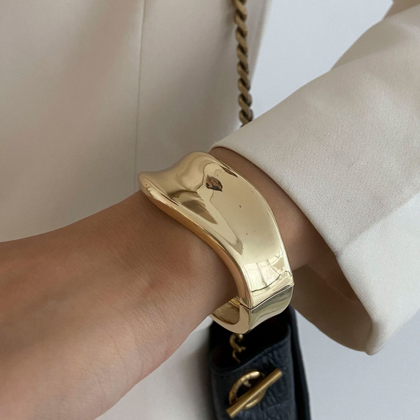 Planderful Metal Alloy Bracelet Vienna Verve Unisex Retro Punk Style With Spring Buckle