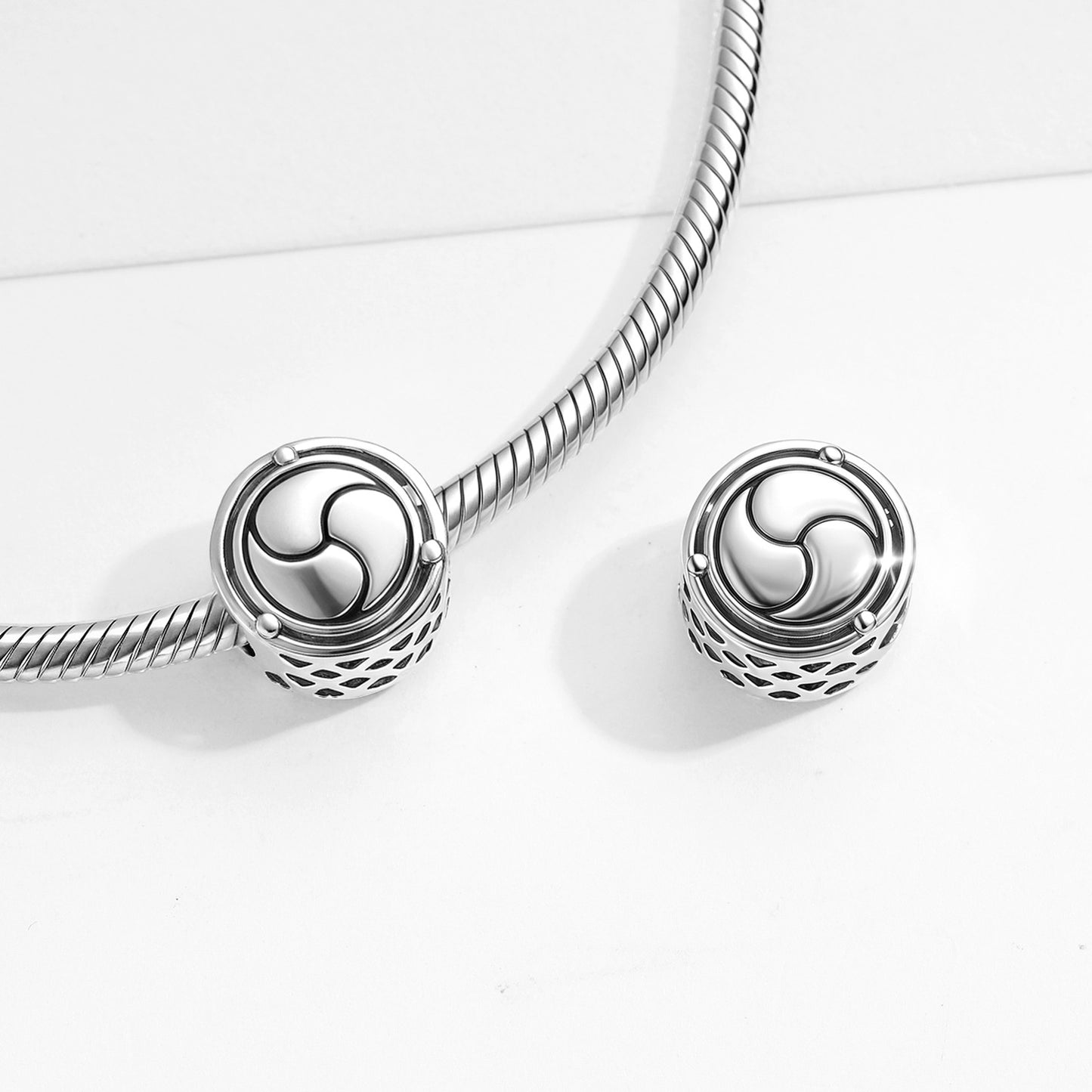 Planderful Jewelry Sterling Silver Beaded Bracelet Pendant