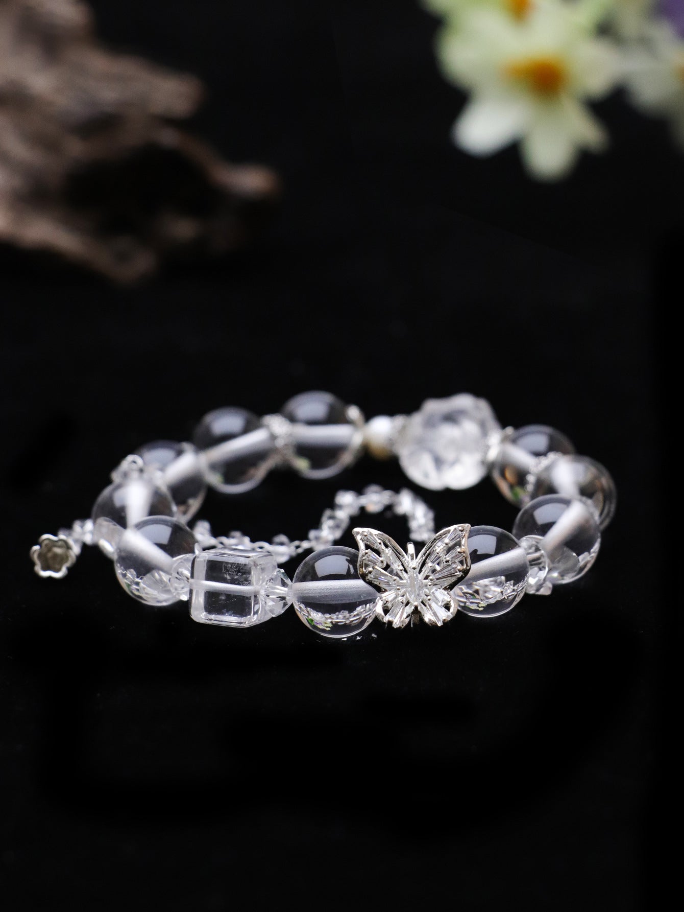 Planderful Fortune's Favor Bracelet – Elegant Crystal Butterfly Design