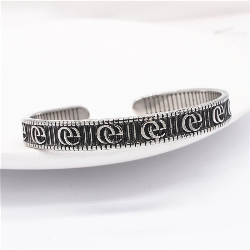 Planderful Titanium Steel Bracelet Eagle Feather Unisex Open Design For Men And Women Protection Statement