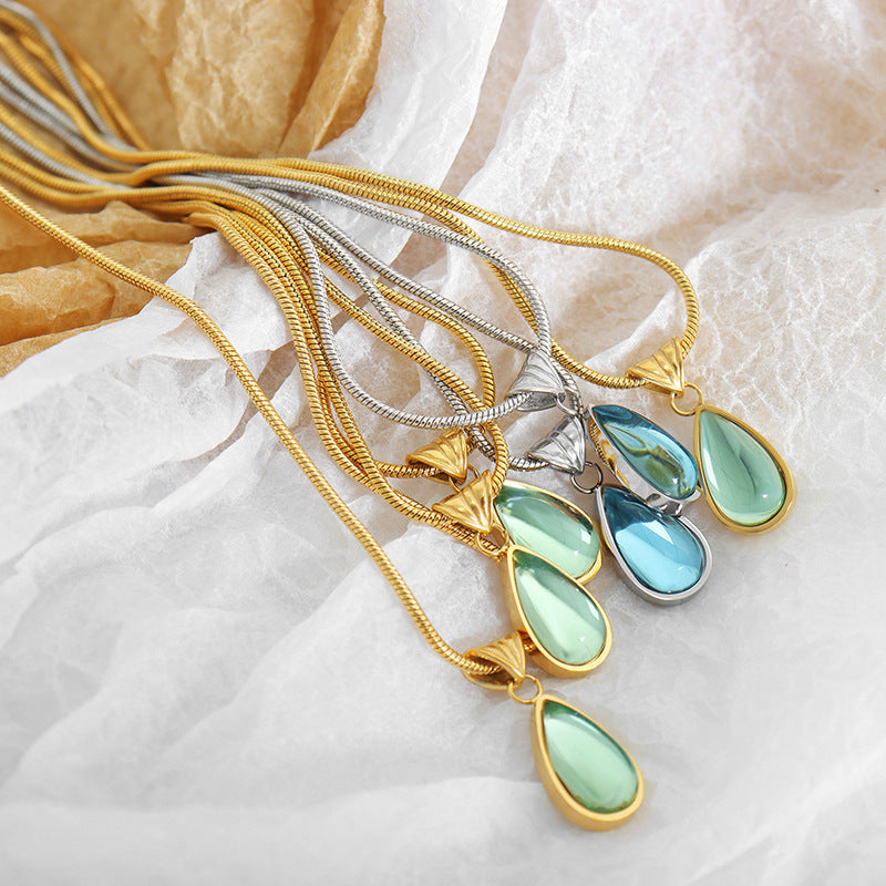 Elegant Olive Green Drop Pendant Necklace with Unique French Flair