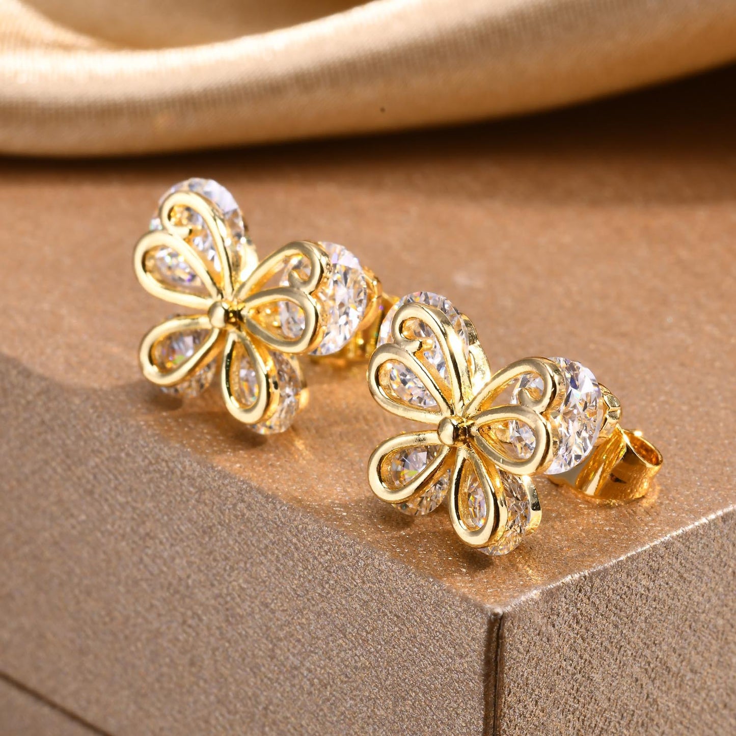 Earrings Butterfly Zircon Stud Earrings Women's Fashion Jewelry