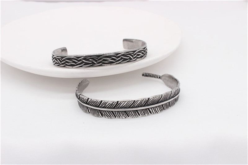 Titanium Steel Bracelet Feather Charm Unisex Planderful Everyday Genie Protection Statement Jewelry
