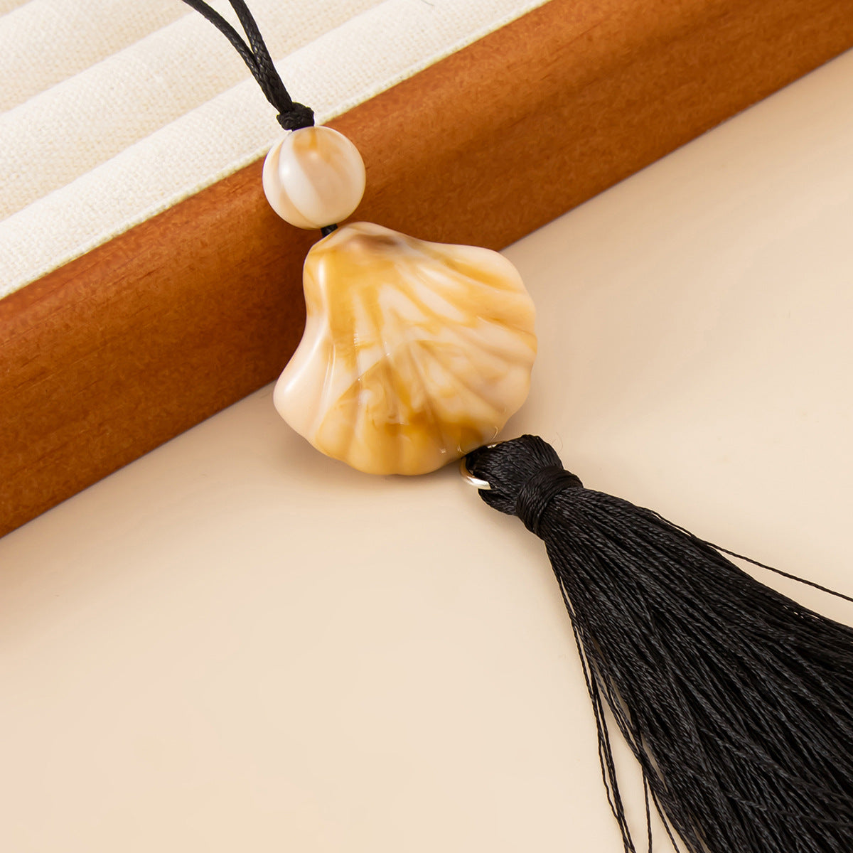 Adjustable Shell & Conch Fringe Necklace