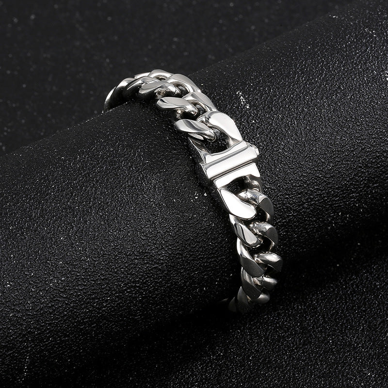 Customizable Hip-Hop Style 13mm Titanium Steel Cuban Chain Necklace for Men with Smooth Surface Finish