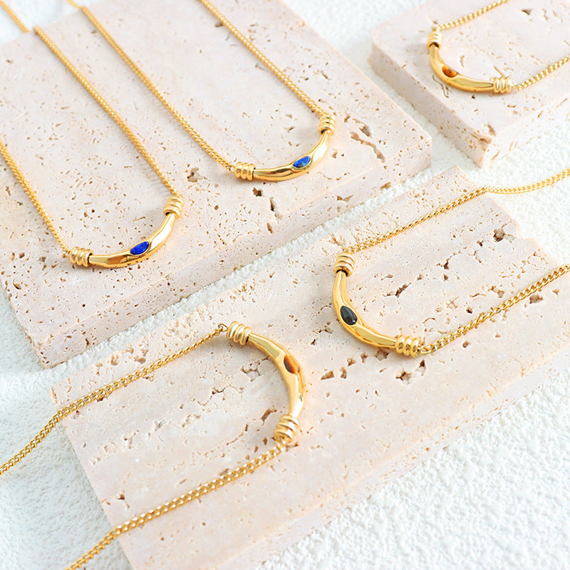 Desert Adventure Literary Artistic Necklace Set with Retro Pendant and Personalized Gems