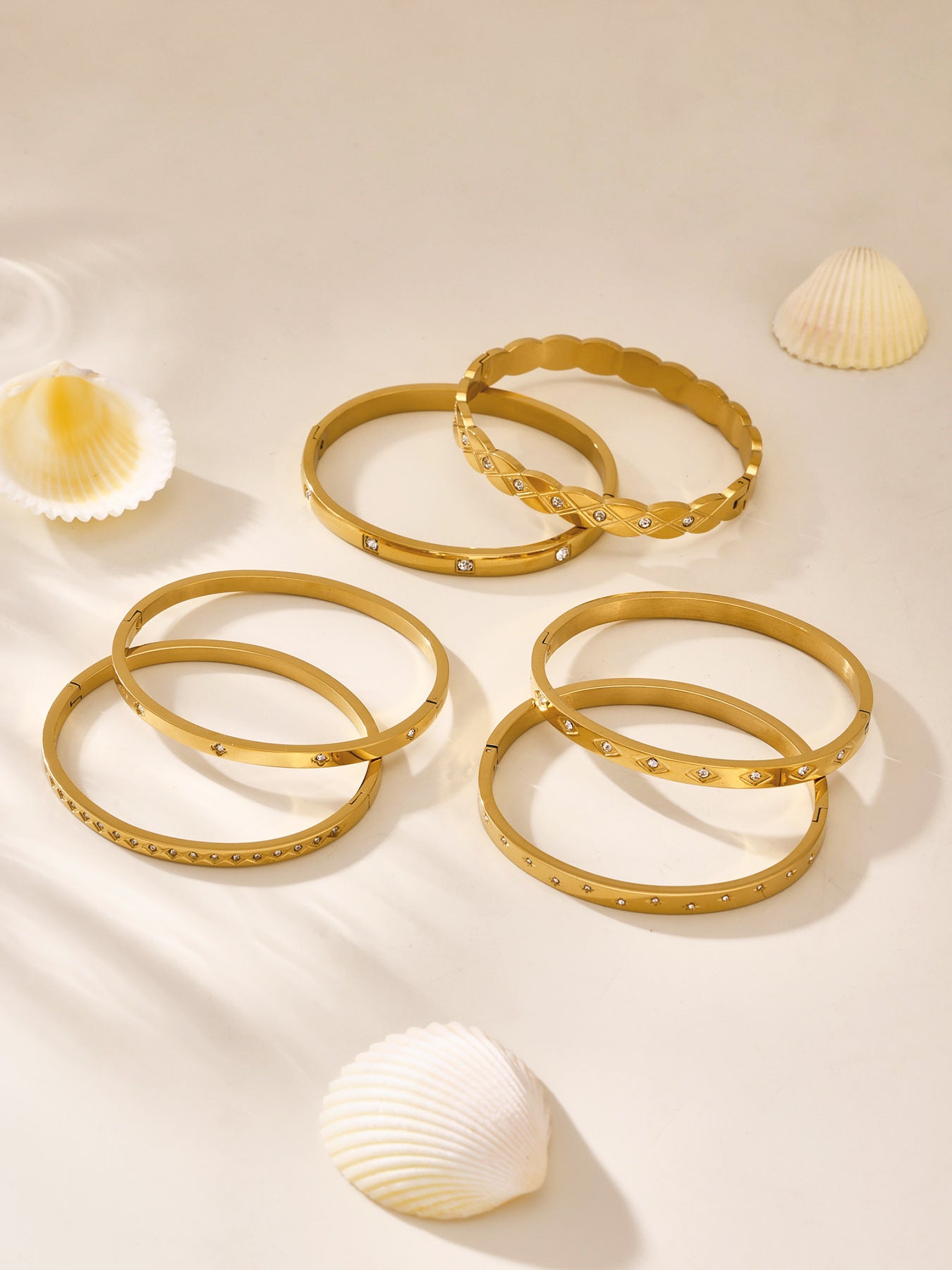 Planderful Zircon Encrusted Titanium Bracelet For Women