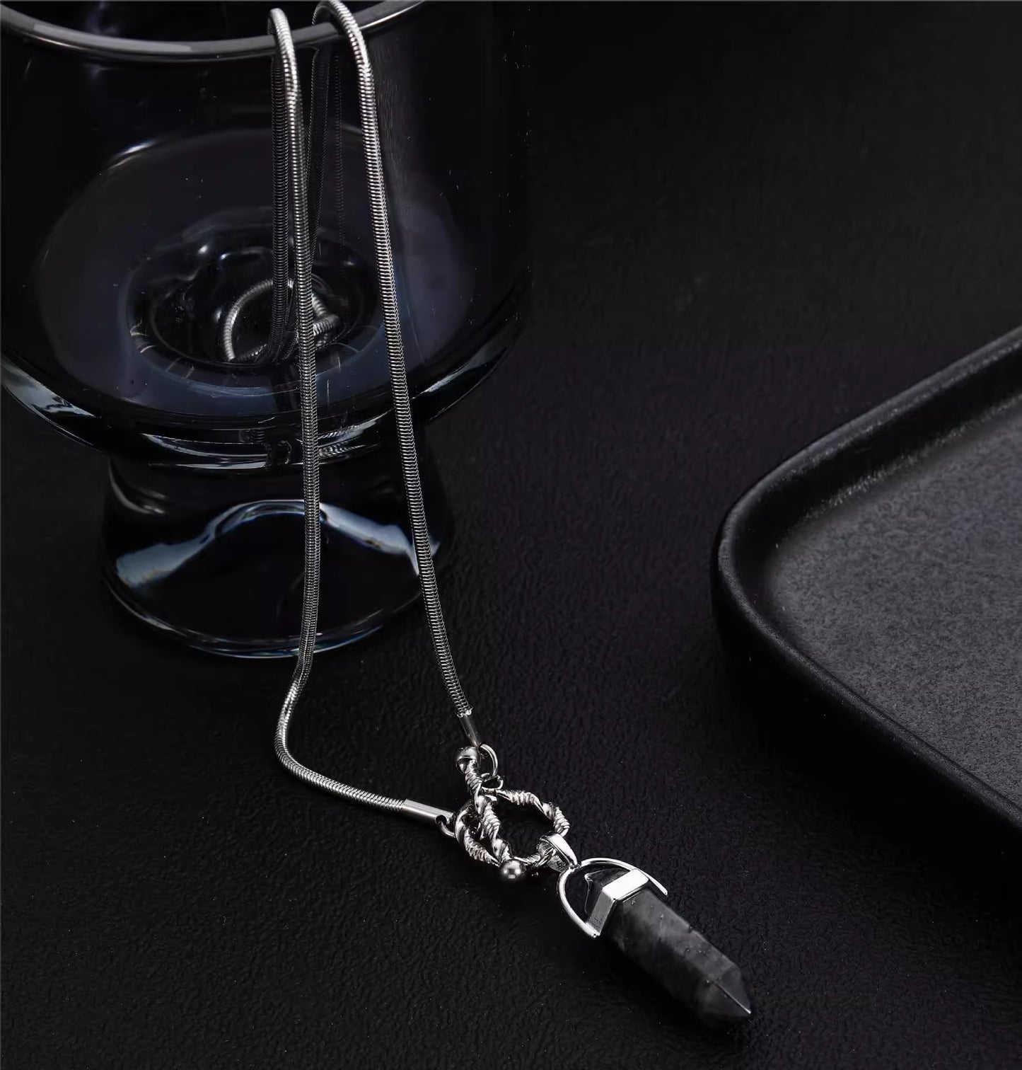 Planderful Jewelry Titanium Hexagonal Pillar Pendant Necklace Stainless Steel Modern Luxury