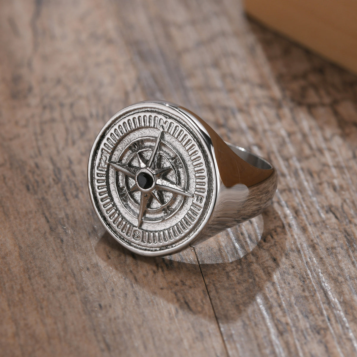 Stainless Steel Casting Ring – Compass Hot-Selling Man