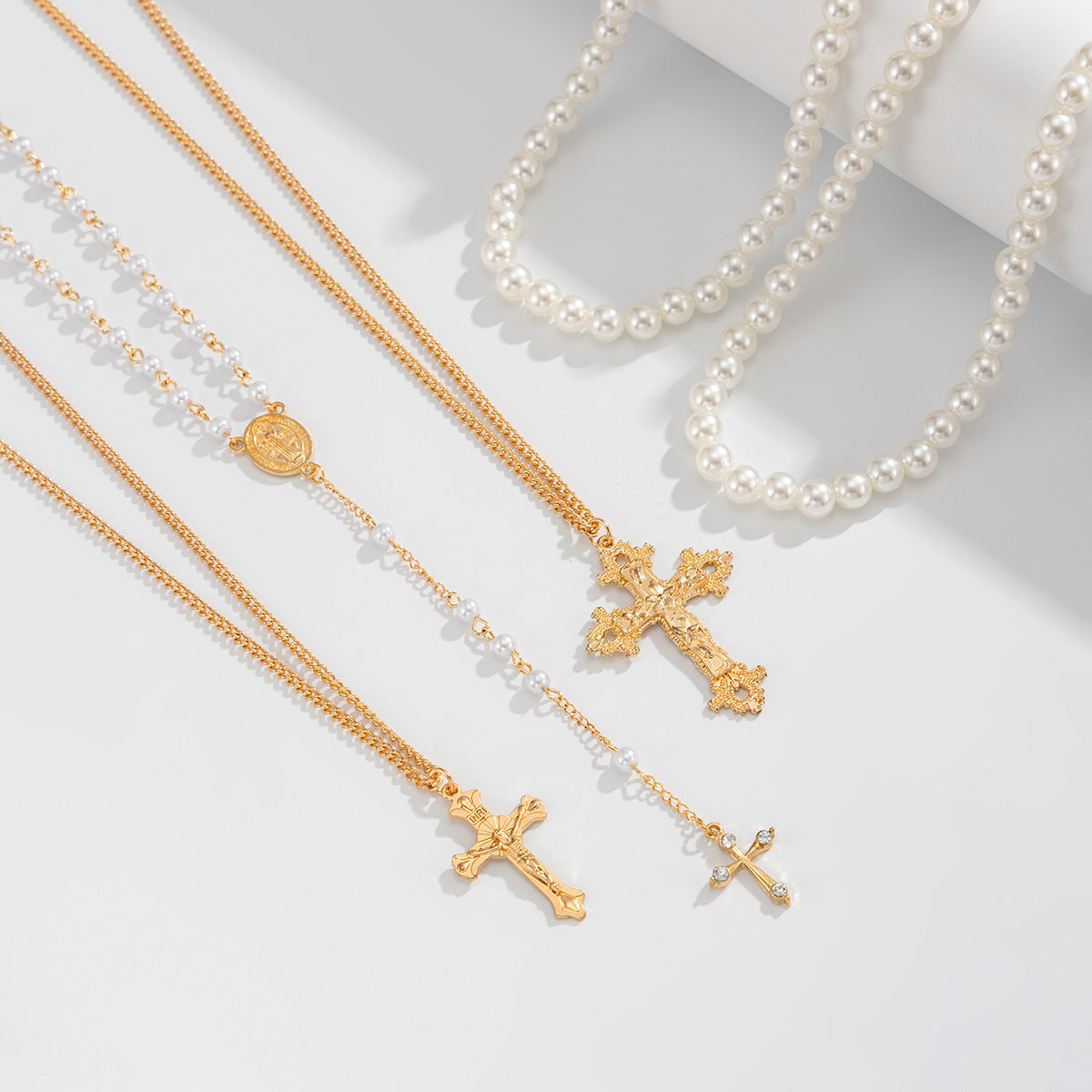 French Stacked Portrait Imitation Pearl Necklace Ethnic Exaggerated Cross Pendant