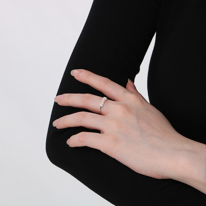 Gentle Wind Minimalist Thin Ring Freshwater Pearl Ring, Women's Design Metal
