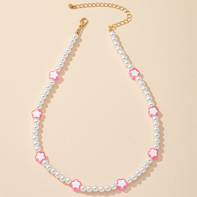 Opulent Parisian Style Pearl Flower Necklace with Chic Collarbone Chain