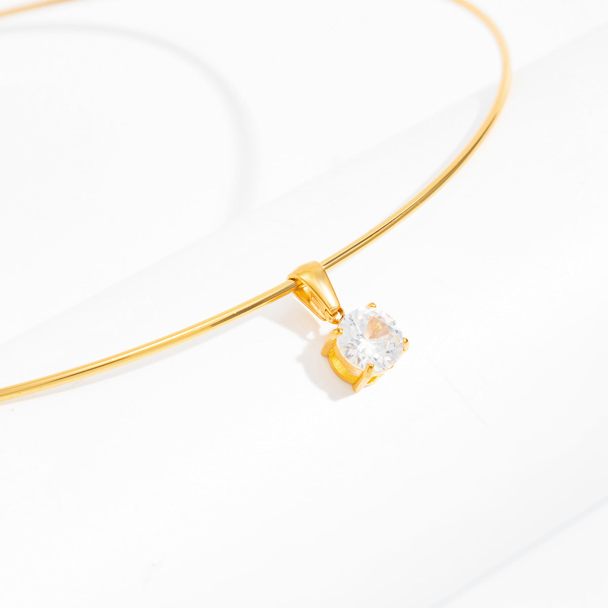 Pvd Gold-Plated Glossy Collar Collar Light Luxury Zircon Geometric Pendant Choker Necklace