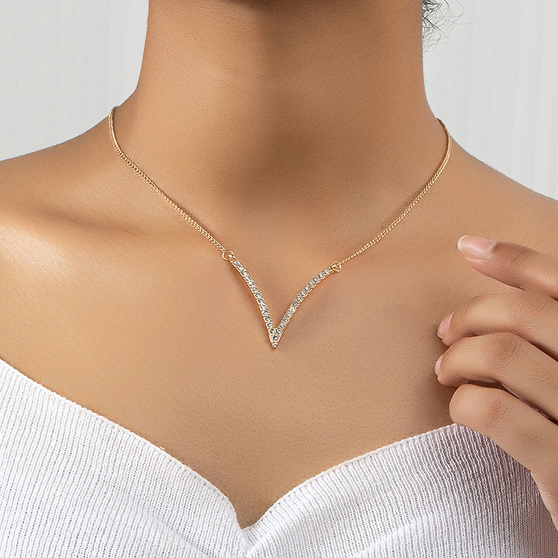 Luxurious Geometric V-Shaped Metal Pendant Necklace - Vienna Verve Edition