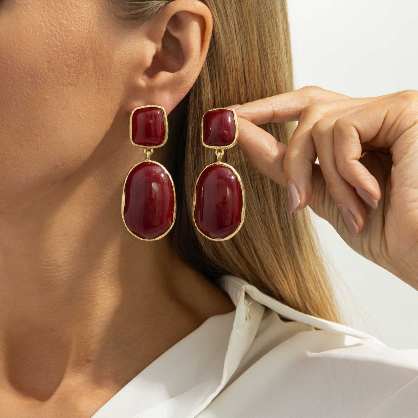 Planderful Vienna Verve Red Resin Gem Oval Stud Earrings For Women Geometric Retro Statement Jewelry