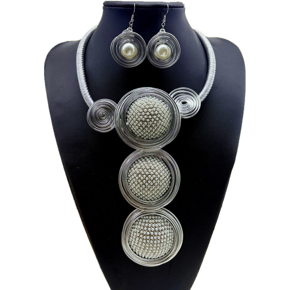 Planderful Savanna Rhythms Necklace and Earrings Set – Exaggerated Fringed Handmade Design