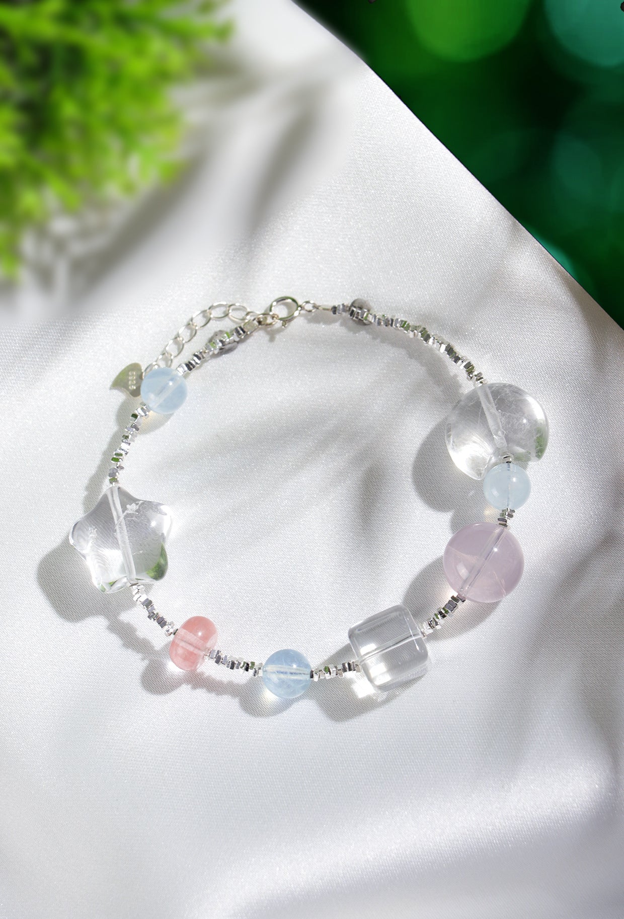 Planderful Fortune's Favor Bracelet – Sweet and Cute Aquamarine Star and Moon Design