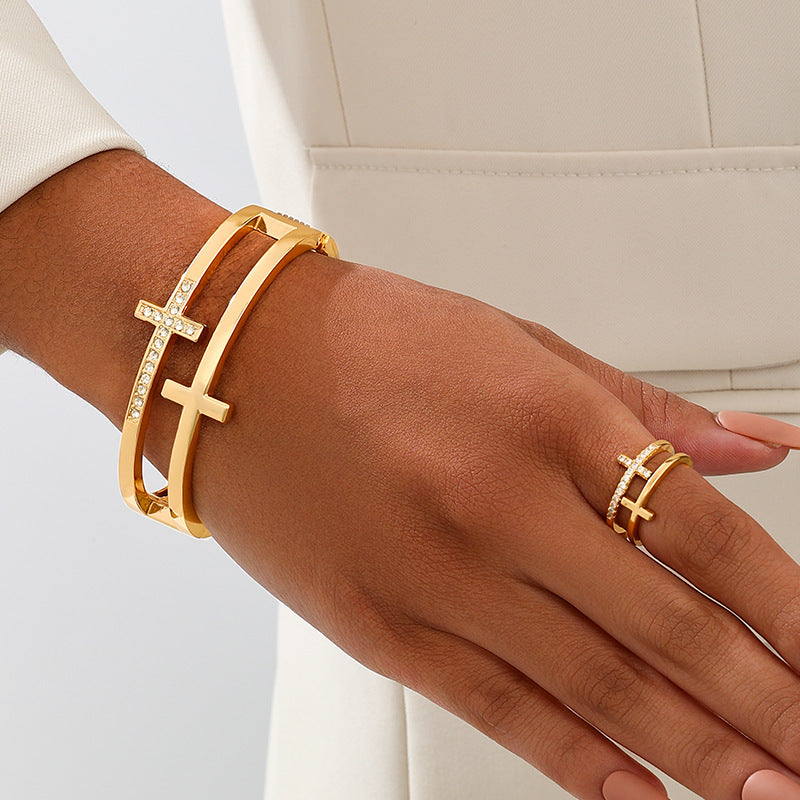 Planderful Vienna Verve Jewelry Set – Retro Metal Design with Zircon-Studded Accent