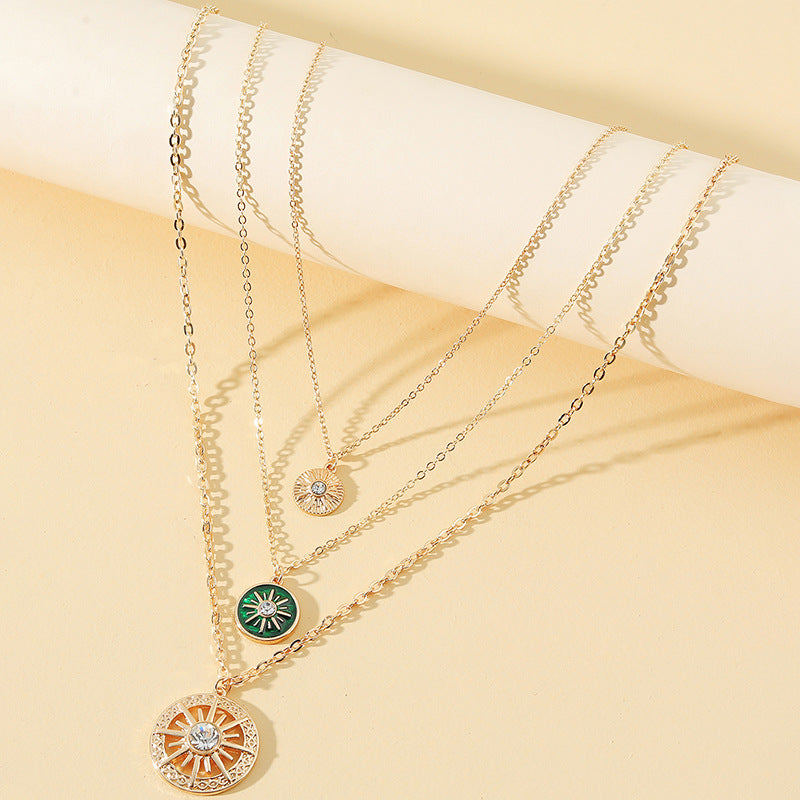 Elegant Vienna Verve Metal Necklace Sweater Chain - Luxurious Design