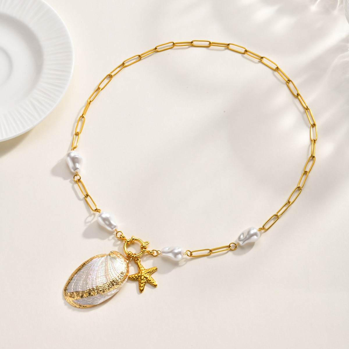Ocean Wind Stainless Steel Gold-Plated Edge Natural Conch Shell Imitation Pearl Starfish Necklace