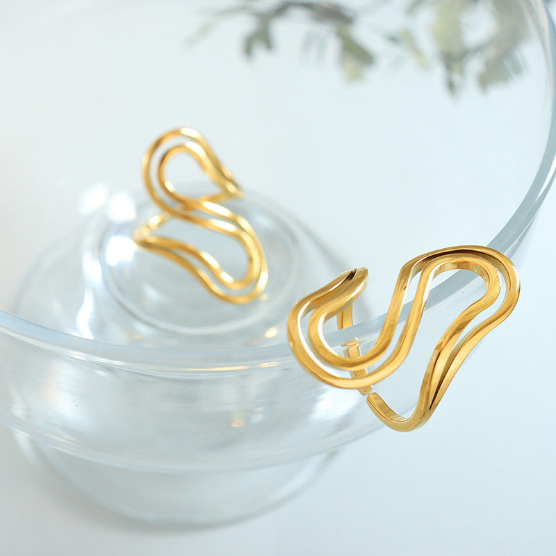 Golden S-Shaped Handcrafted Ring in European and American Style for Women