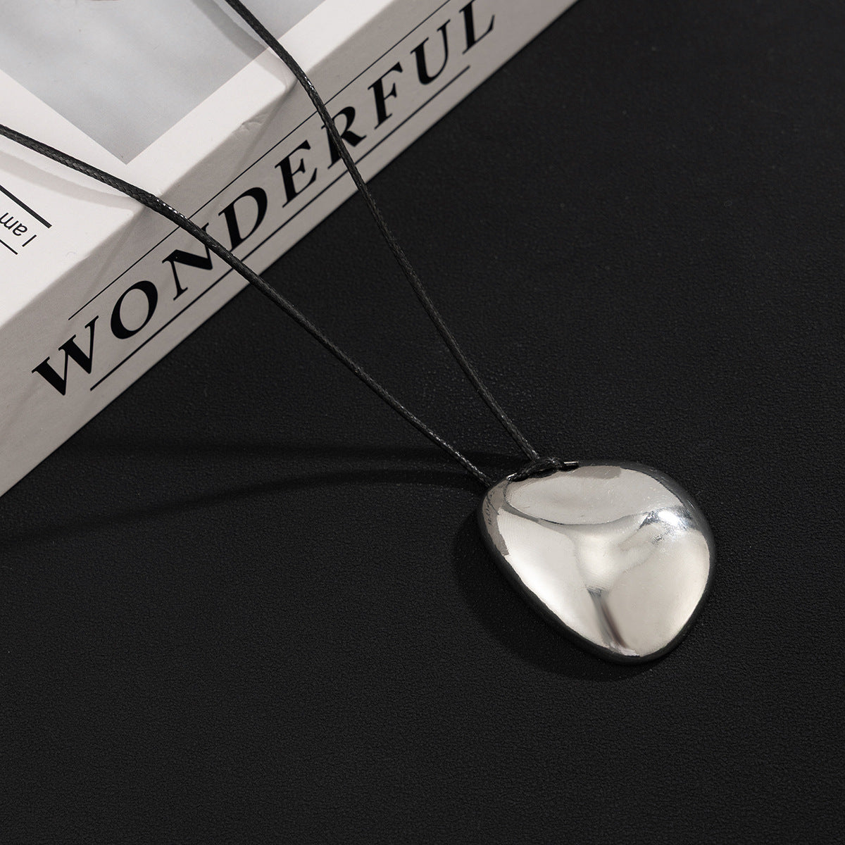 Adjustable Glossy Geometric Cord Necklace