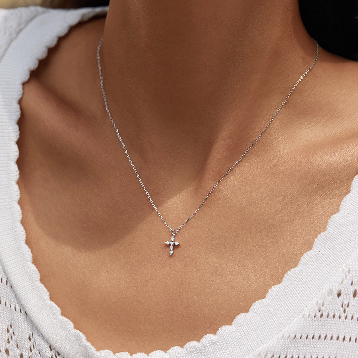 925 Sterling Silver 0.09 ct Cross Moissanite Necklace
