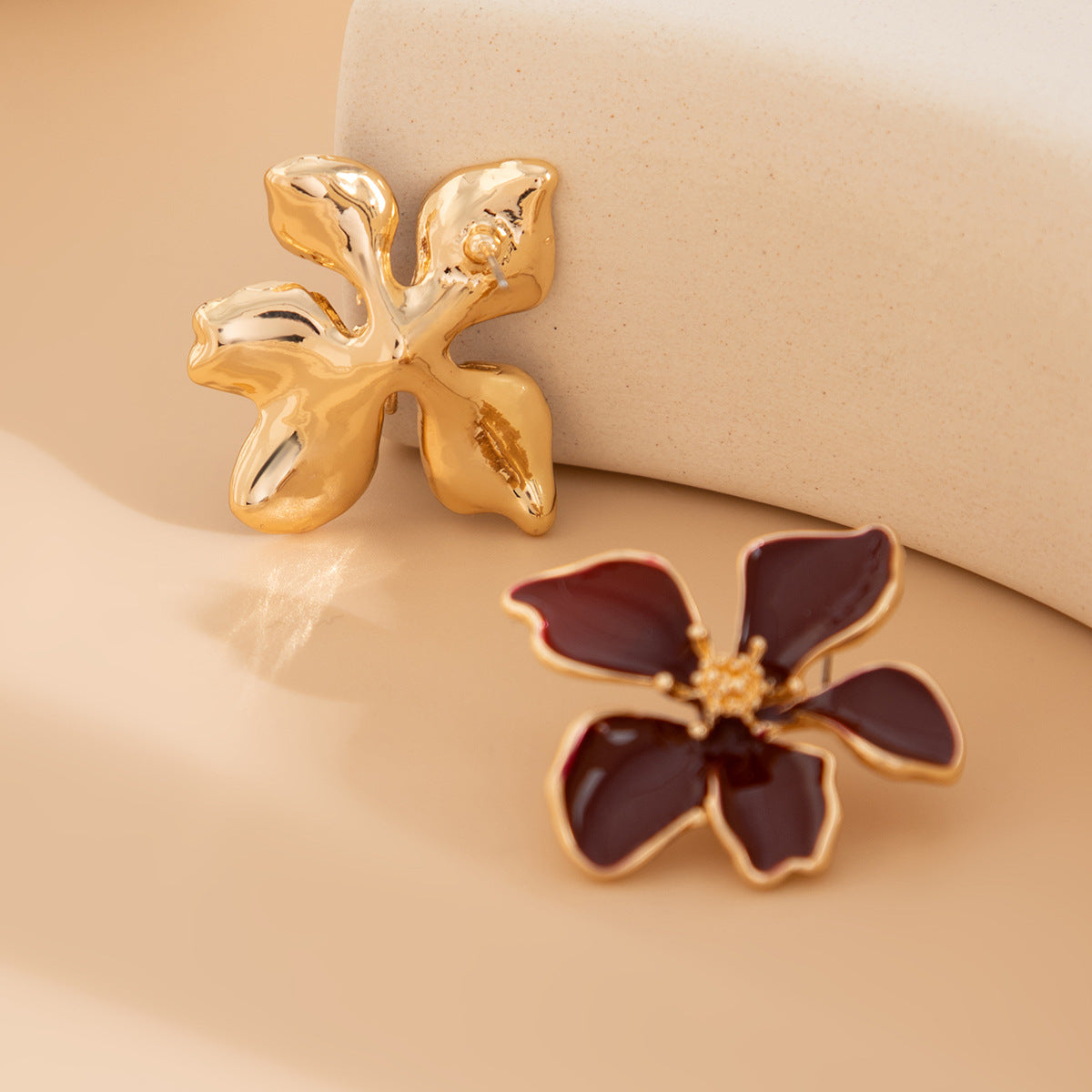 Planderful Vienna Verve Earrings – Elegant Oil Flower Bow Design