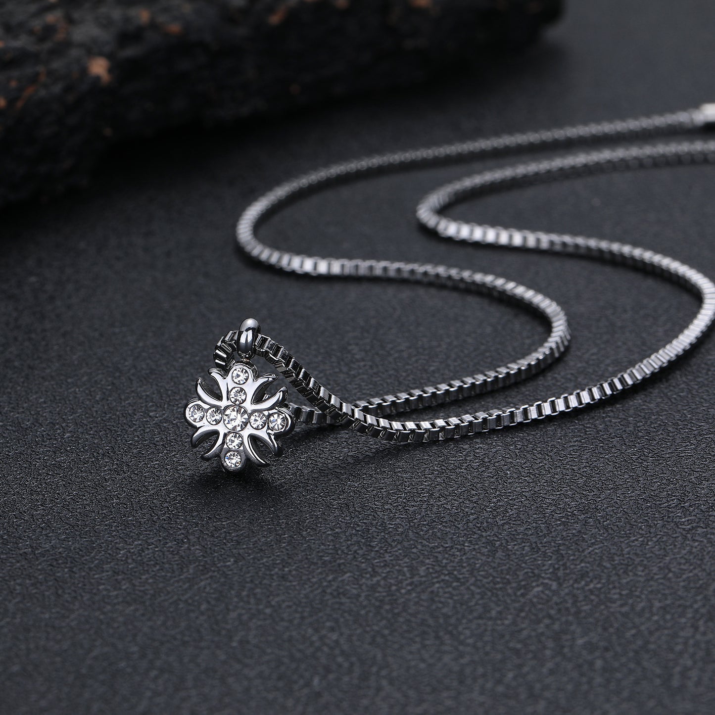 Planderful Jewelry Mens Cross Flower Pendant Necklace Stainless Steel Gold and Silver Plating Zircon