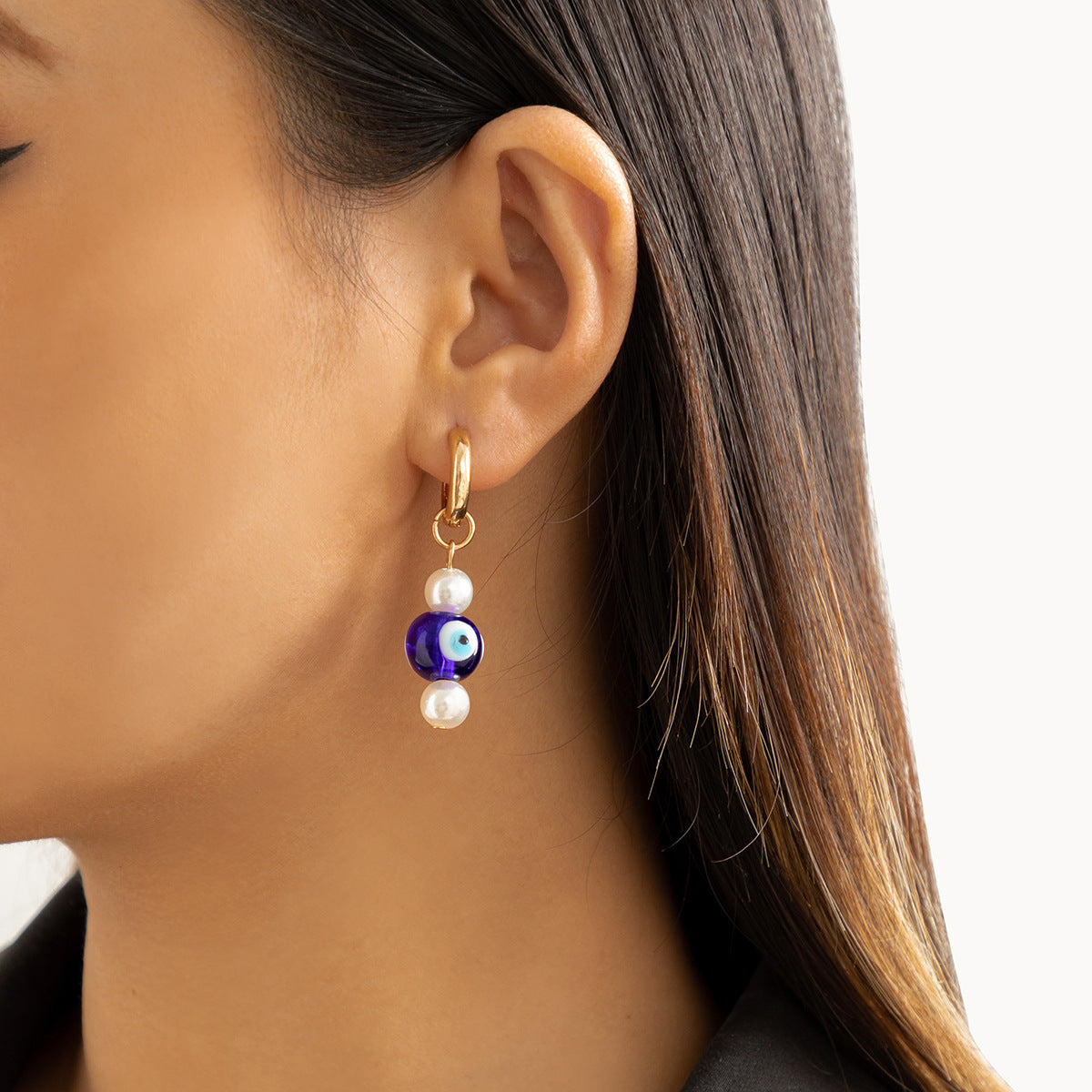 Short Retro Eyes Beaded Earrings with Faux Pearl Accents