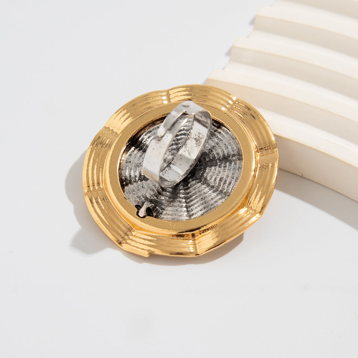 Planderful Vienna Verve Ring – Retro Geometric Design with Adjustable Fit