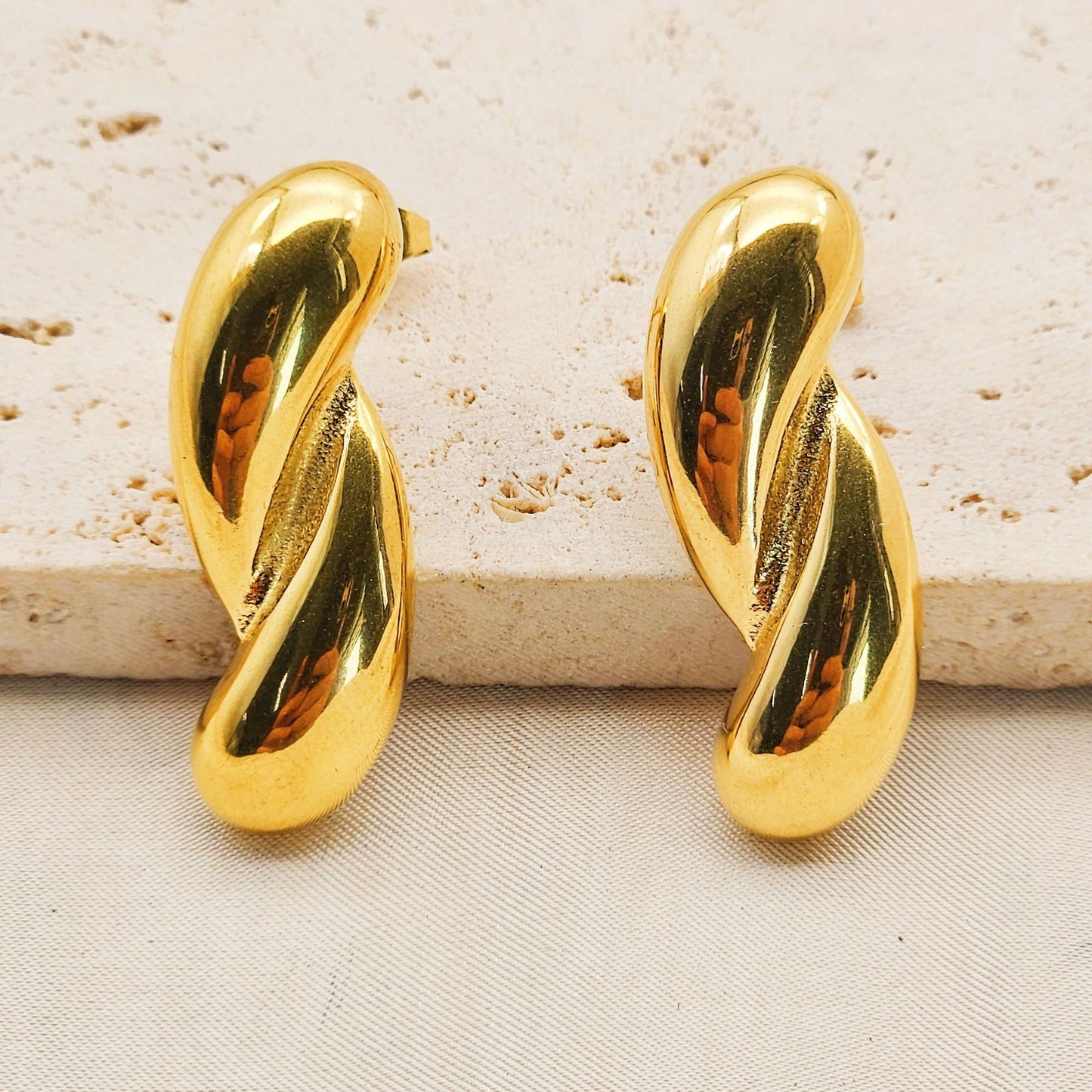 Planderful Statement Geometric Earrings Irregular Cross Stainless Steel Gold Plated For Trendsetting Women