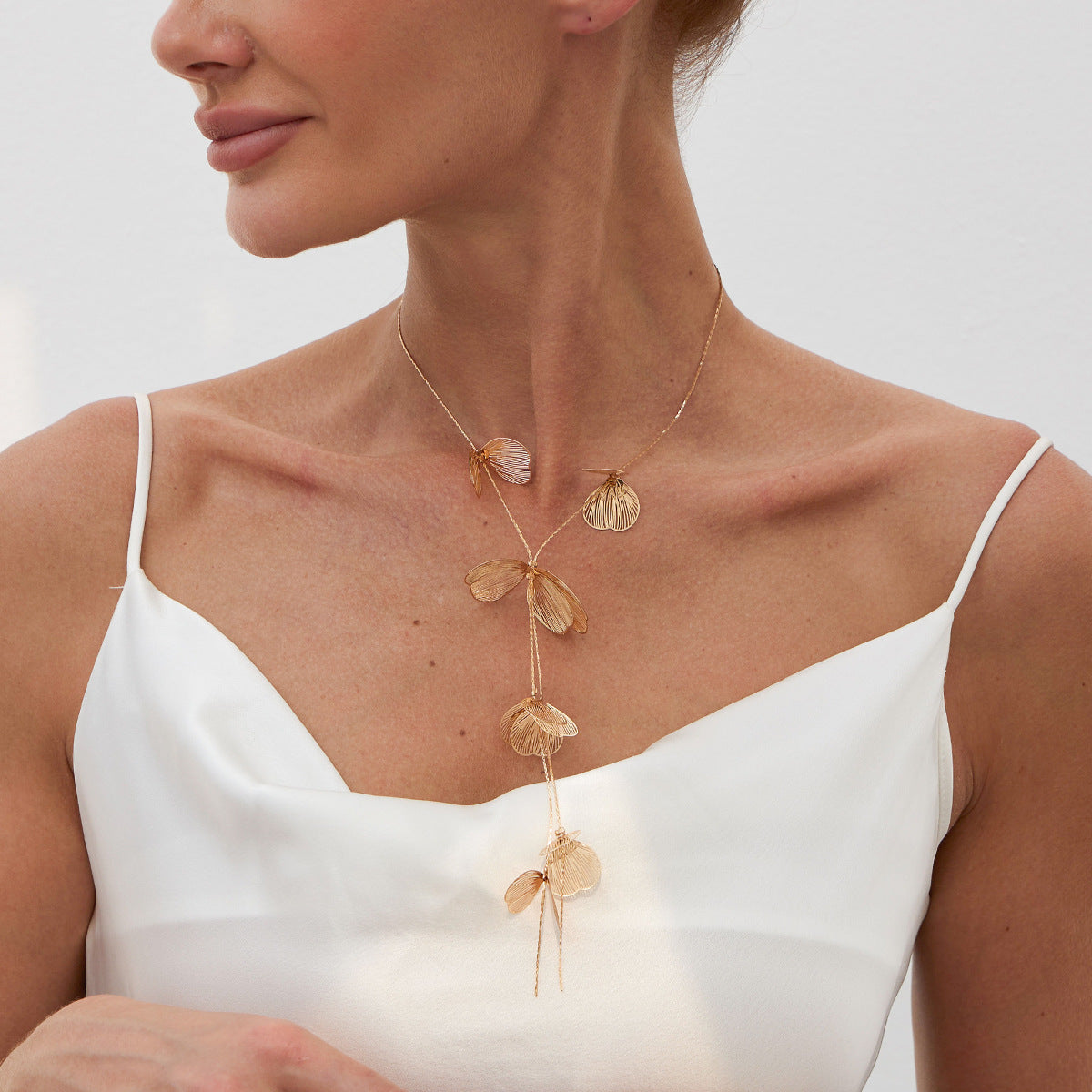 Planderful Vienna Verve Ginkgo Biloba Leaf Necklace – Sweet and Cool Y-Shaped Design