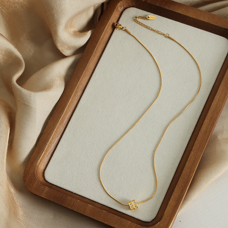 Luxury Geometric Copper Zircon Pendant Necklace for Women