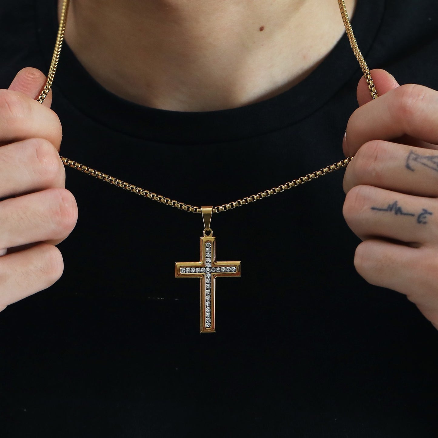 Planderful Zircon Cross Necklace For Women Elegant Glossy Collarbone Chain Versatile Everyday Genie Jewelry